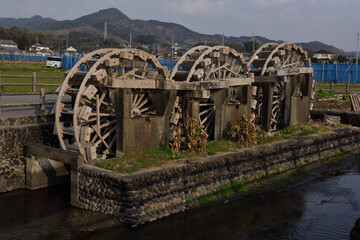 菱野の三連水車