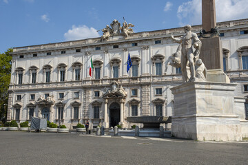 Fototapeta na wymiar Qurinale square at Rome on Italy