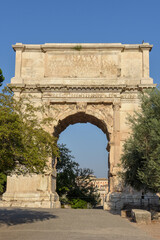 Fototapeta na wymiar Arch of Tito at Roma in Italy