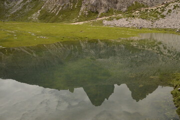 Hiking around the stunning and dramatic Drei Zinnen / Tre Cime di Lavaredo mountains in the Dolomites of Northern Italy