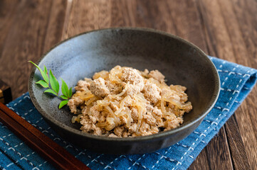 マダラの卵としらたきの煮物