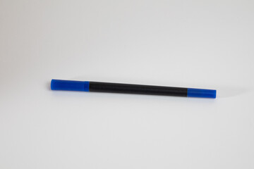 Blue. Color marker with double brush tip. Ideal for adult and children's coloring books, manga, comics, calligraphy.