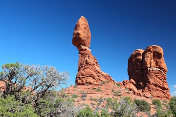 Fototapeta na wymiar Balanced Rock in Arches National Park