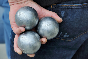 Playing jeu de boules in France, Europe