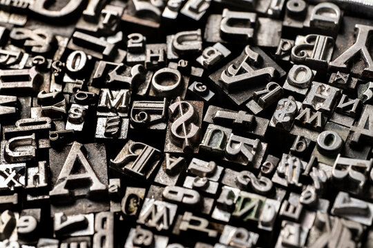 Metal type fonts