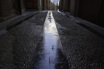 Wet street floor