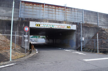 トンネル