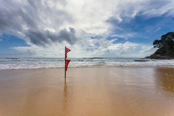 Red warning flag