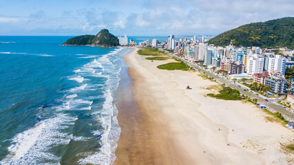 Matinhos - PR. Aerial view of Praia Brava, in Caiobá and city of Matinhos, Paraná, Brazil - obrazy, fototapety, plakaty