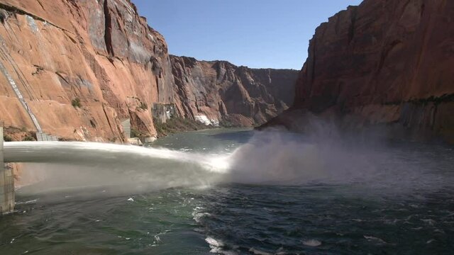 High Flow Experiment at Glen Canyon Dam