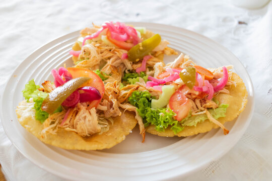 Salbutes from M&eacute;rida-yucat&aacute;n