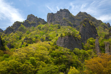 新緑の妙義山