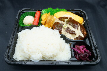 ハンバーグ弁当