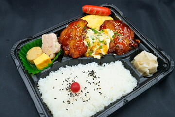 チキンカツ弁当