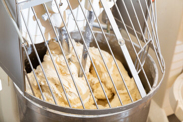 Preparation of baking dough in an electric mixer