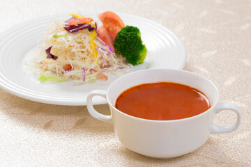 スープとサラダ