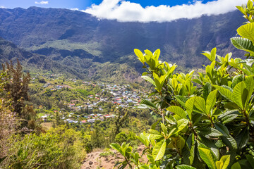 Fototapeta premium Village de Palmiste Rouge, Cila, île de la Réunion 