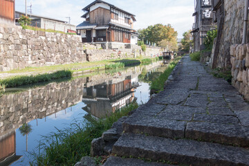 石だたみの小道