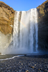 Island Wasserfall mit Regenbogen, Skogafoss