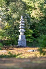 Statue de pierre dans un temple au japon