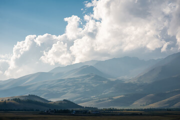 Fototapeta na wymiar Altai mountains with cloudy skies.