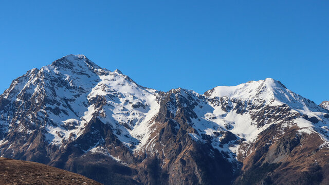 Hautes-Pyrénées - Pics enneigés