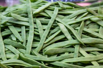 green beans in pods