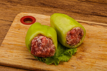 Raw stuffed bell pepper with meat