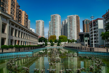 城市建筑中的喷泉水池