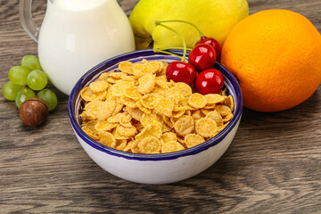 Breakfast with corn flakes and milk