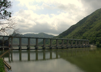 Fototapeta premium bridge over lake