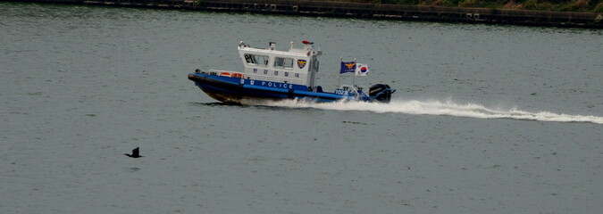 Obraz premium boat on the river
