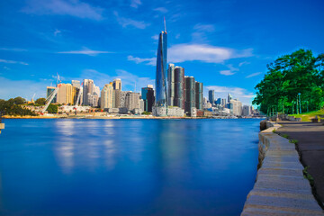 Obraz premium Camera Shutter Long Exposure view of Sydney Harbour Branagaroo Darling Harbour and Sydney CBD viewed from Balmain wharf