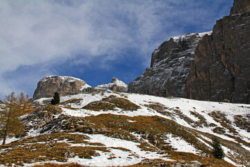 Fototapeta na wymiar la Val Las Sties nel gruppo del Sella; Dolomiti, Trentino