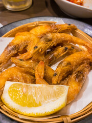 Fried soft shell shrimp with lemon