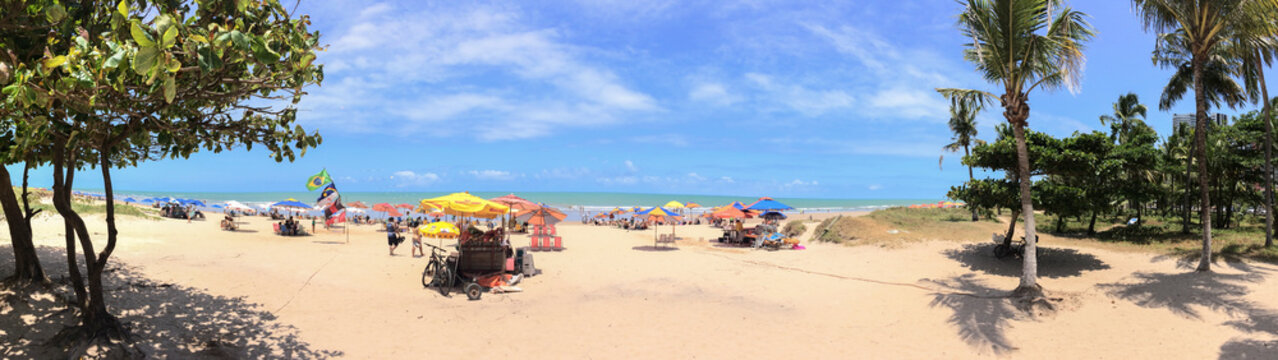 Recife / Pernambuco / Brazil. November, 05, 2020. Panoramic view of Boa Viagem beach, in the south of Recife.