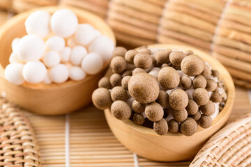 Fresh brown and white Shimeji mushroom in a bowl, Asian mushroom