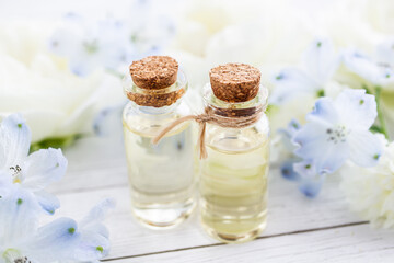 アロマオイルやフラワーエッセンスのイメージ素材