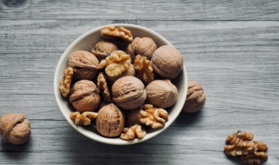 신선한 자연 유기농 견과류 호두 