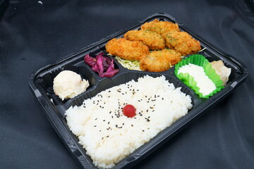 カキフライ弁当