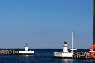 lighthouse in port, reise