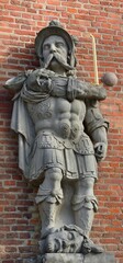 Gdańsk – Wielka Zbrojownia – figura wojownika ("kozaka") depczącego głowę Iwana Podkowy
