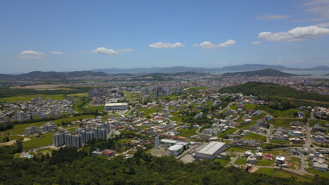 Vista a&eacute;rea da cidade de Palho&ccedil;a em Santa Catarina Brasil 