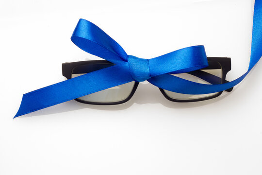 Black lenses with nice gift bow