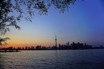 Fototapeta premium Toronto city panorama at twilight with vivid colors