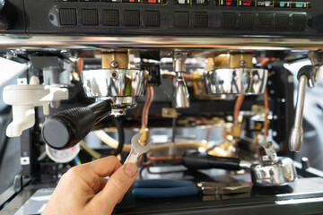 repair of the coffee machine photo. disassembled coffee machine