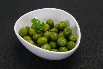 Green Campo Real olives in the bowl