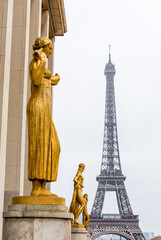 Fototapeta na wymiar Eiffel Tower in Paris from Trocadero