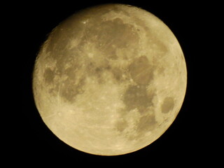 Near full moon on 30 October 2020 in different colors in about 70x magnification