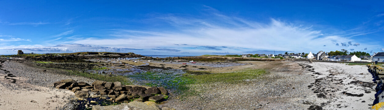 Panorama du littoral &agrave; Melon, Porspoder, Gr34, Finist&egrave;re, Bretagne, France
